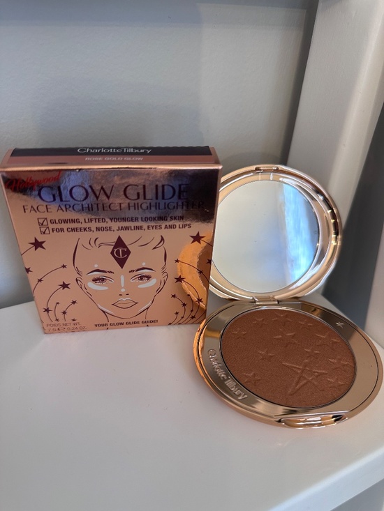 Charlotte Tilbury Other - Charlotte Tilbury Glow Glide Face Architect Highlighter Rose Gold NIB